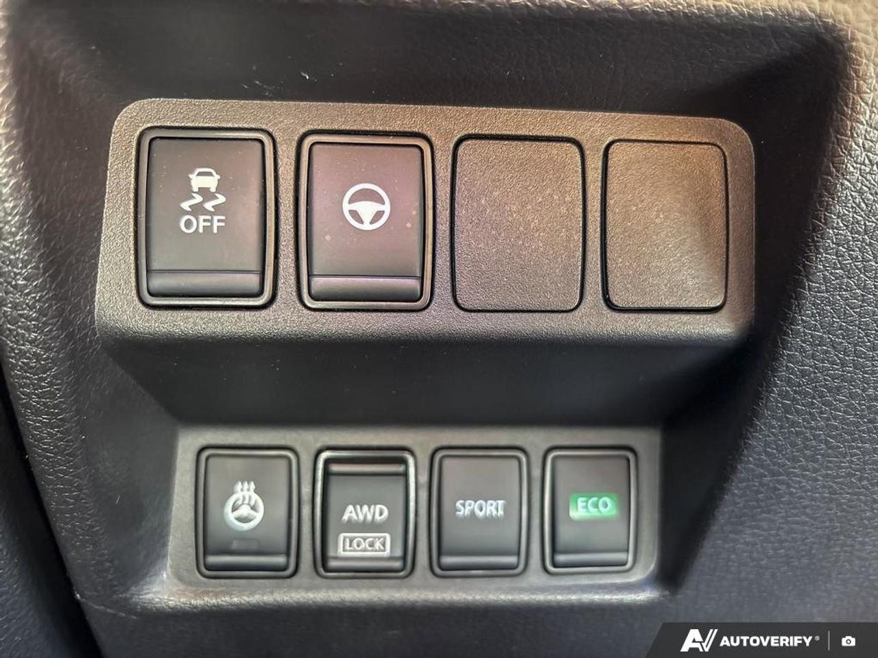2023 Nissan Qashqai SV   Apple Car Play   Sunroof   Heated Seats Photo