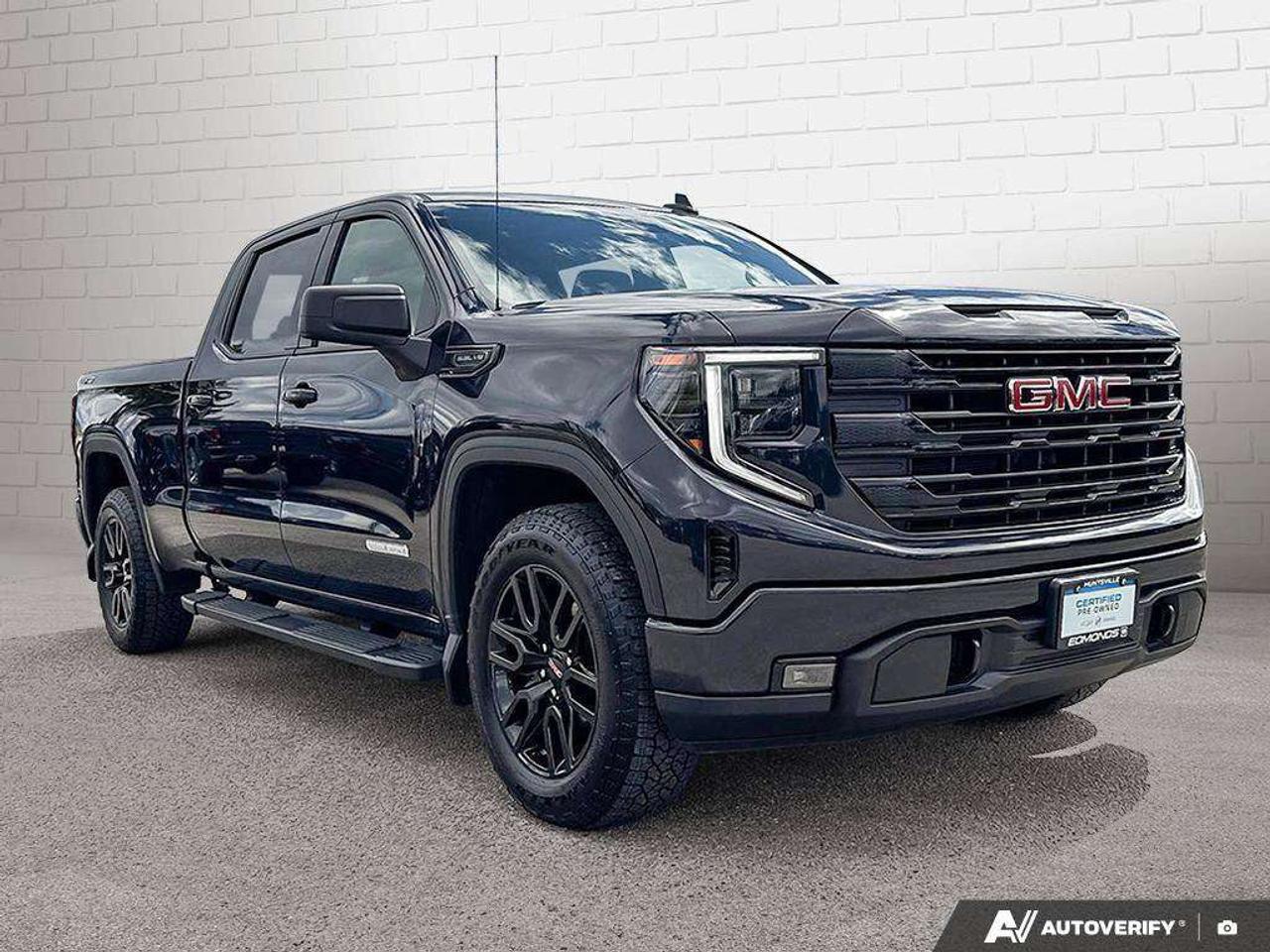 2025 GMC Sierra 1500 Trailer Brake Controller   Heated Seats   Wireless Charging   Remote Start Photo
