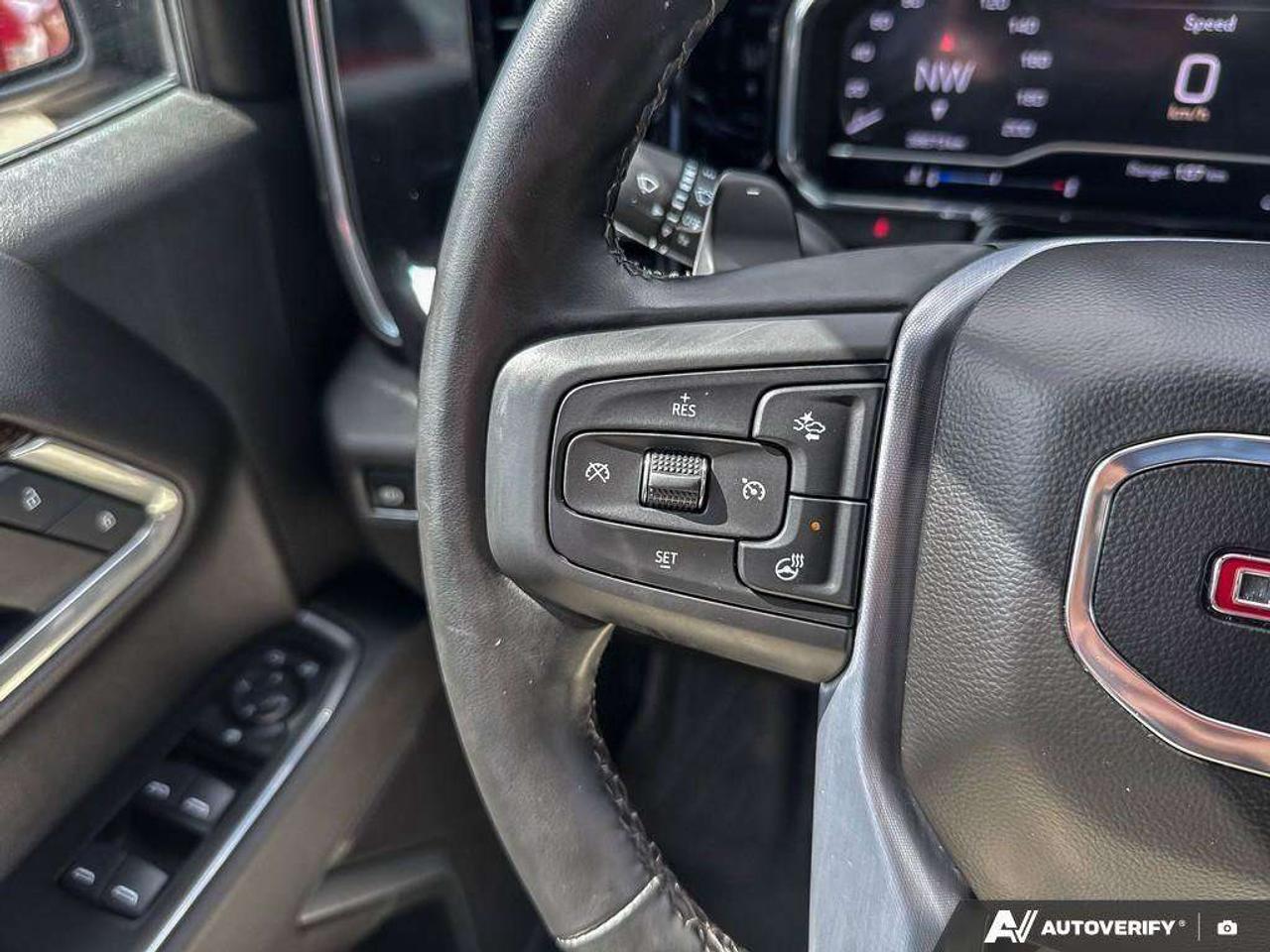 2025 GMC Sierra 1500 Trailer Brake Controller   Heated Seats   Wireless Charging   Remote Start Photo