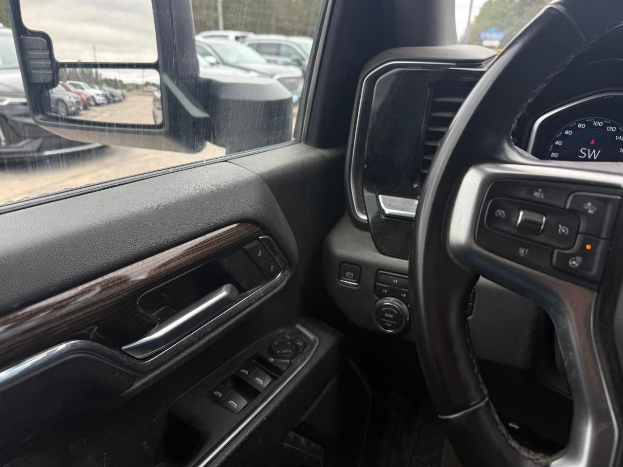 2024 Chevrolet SILVERADO 2500HD LT SPRAY IN BEDLINER. ALLWEATHER MATS. TRAILERING Photo
