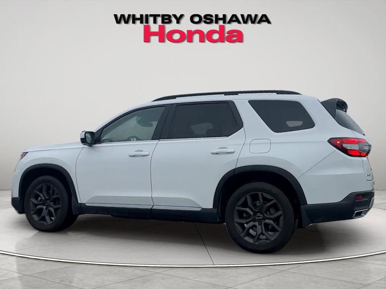 2025 Honda Pilot Touring AWD Photo