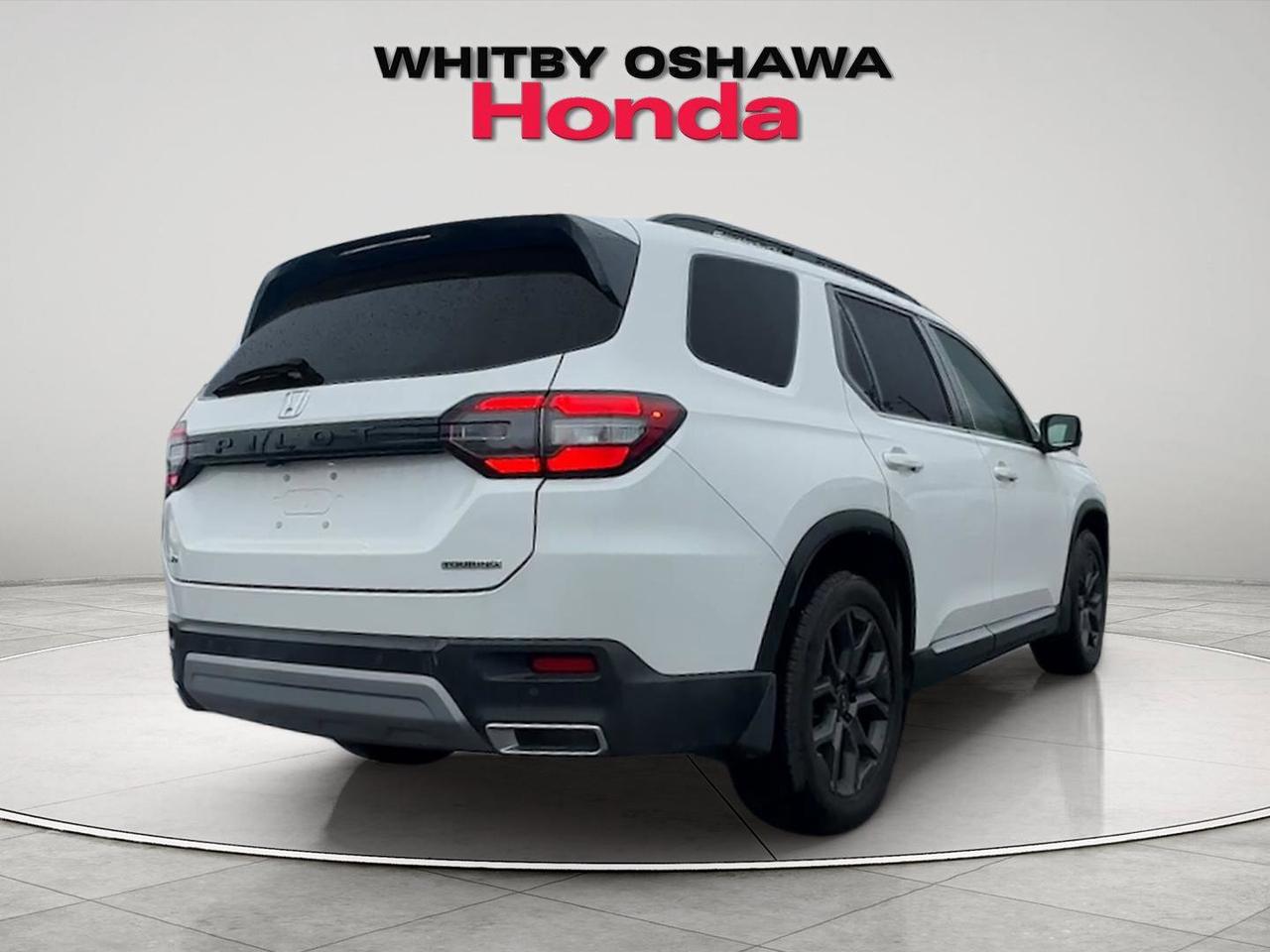 2025 Honda Pilot Touring AWD Photo