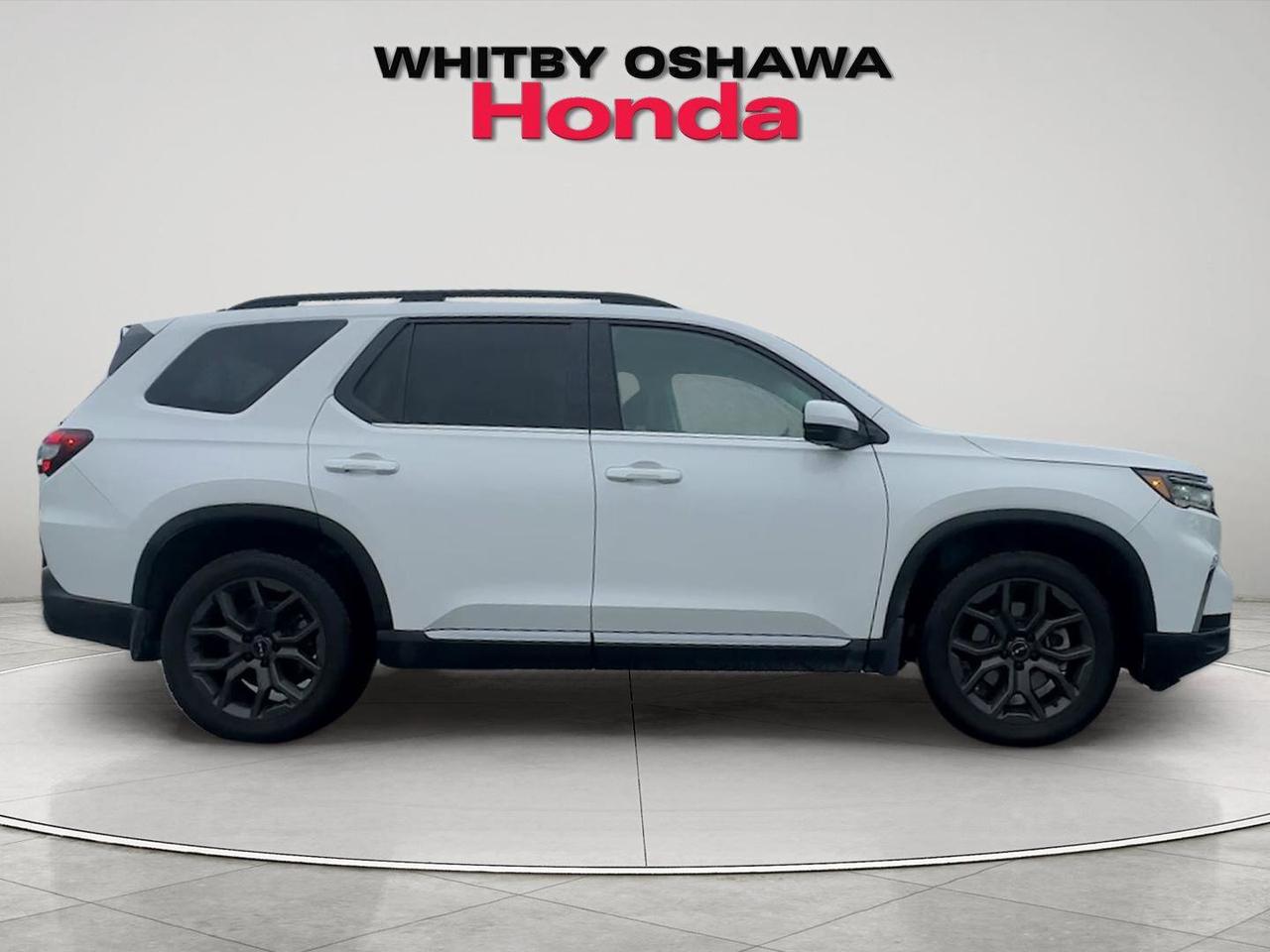 2025 Honda Pilot Touring AWD Photo