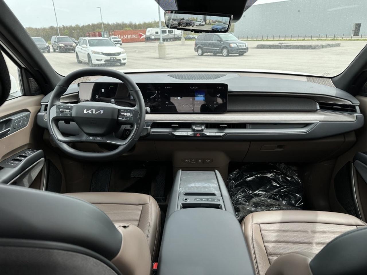 2026 Kia EV9 W/PREMIUM PACKAGE Photo