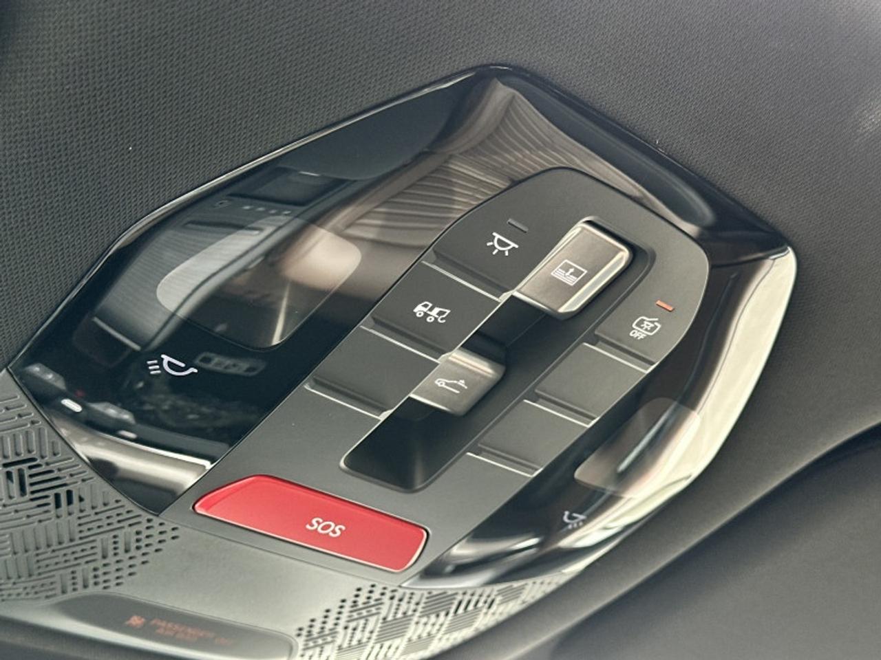 2026 Kia EV9 W/PREMIUM PACKAGE Photo
