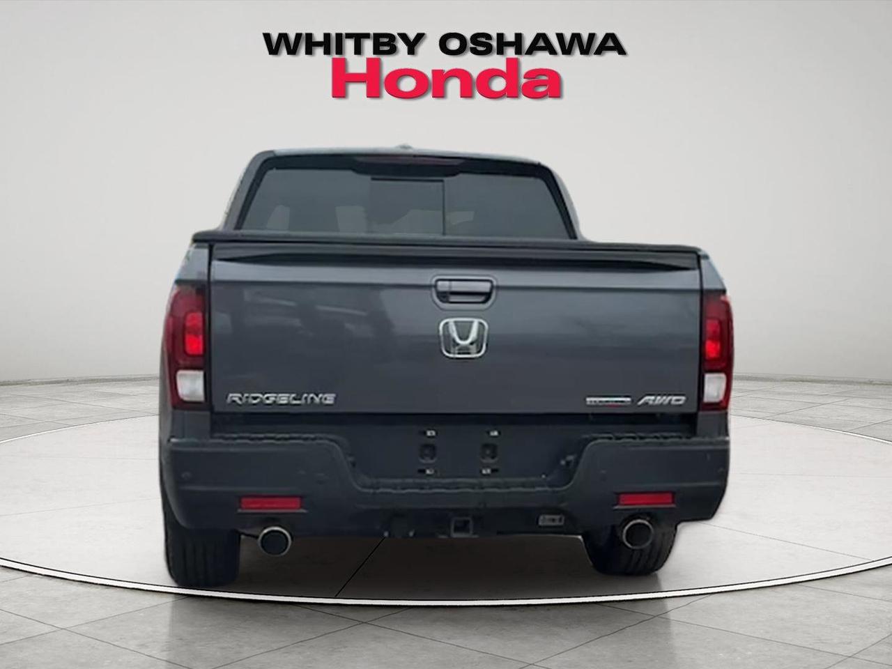 2023 Honda Ridgeline Touring Awd Photo