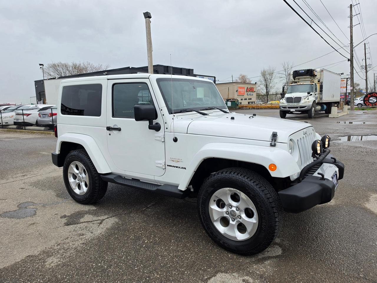 2013 Jeep Wrangler Sahara | CLEAN | LOW KMS Photo