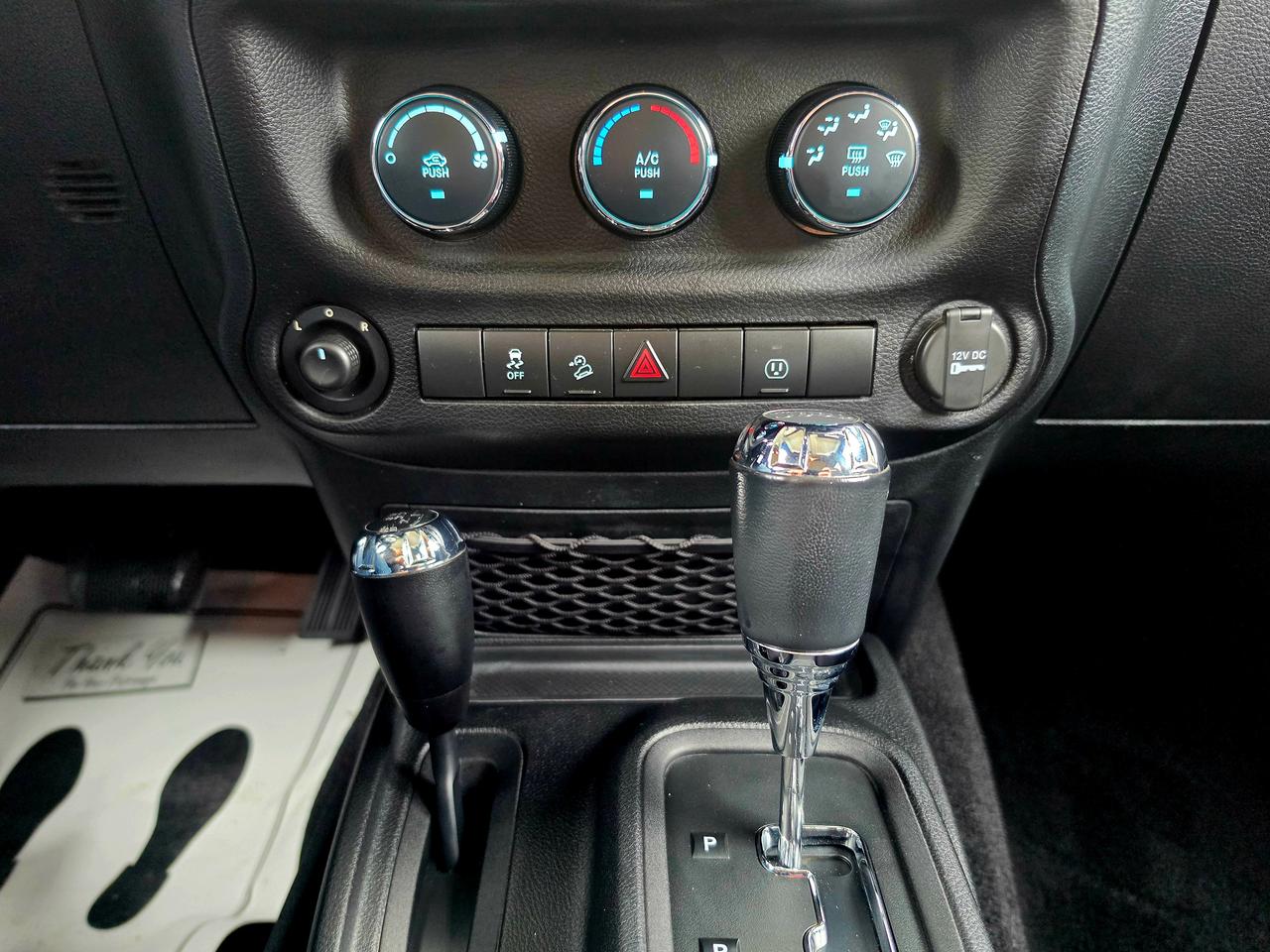 2013 Jeep Wrangler Sahara | CLEAN | LOW KMS Photo