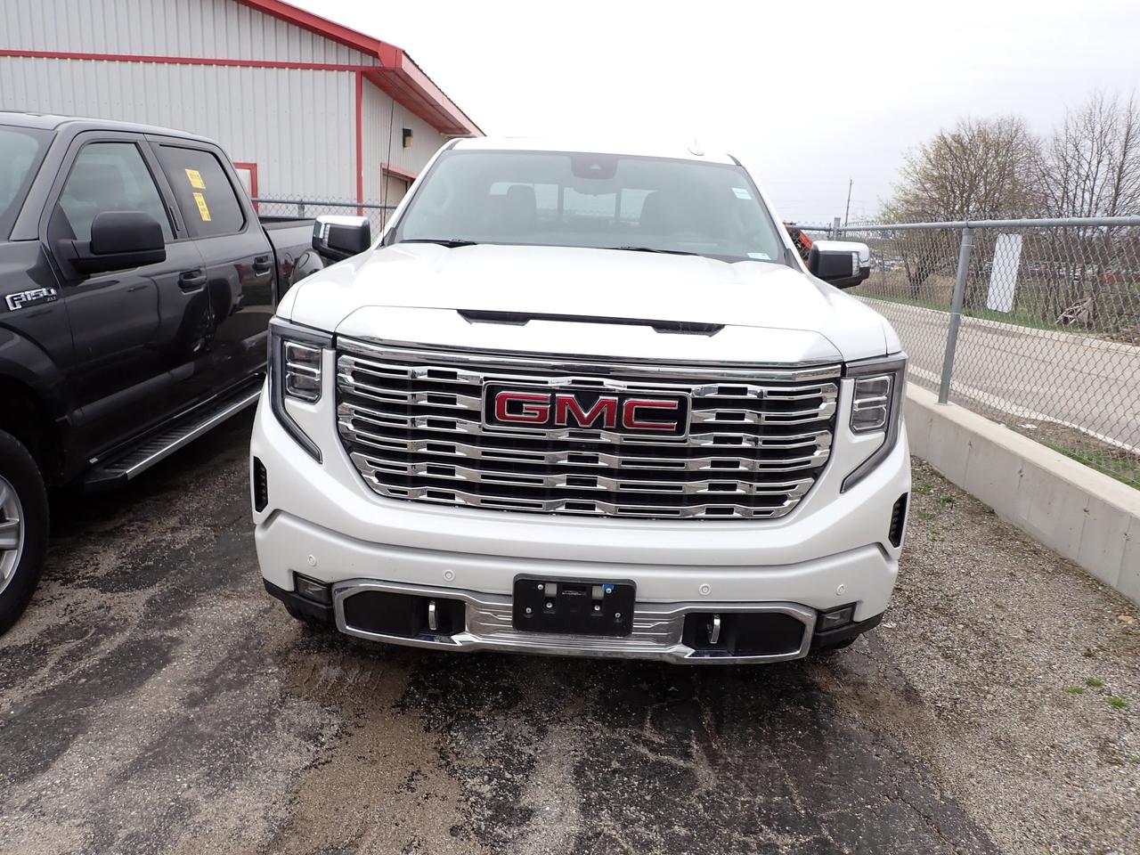2024 GMC Sierra 1500 Denali 4WD Crew Cab Photo