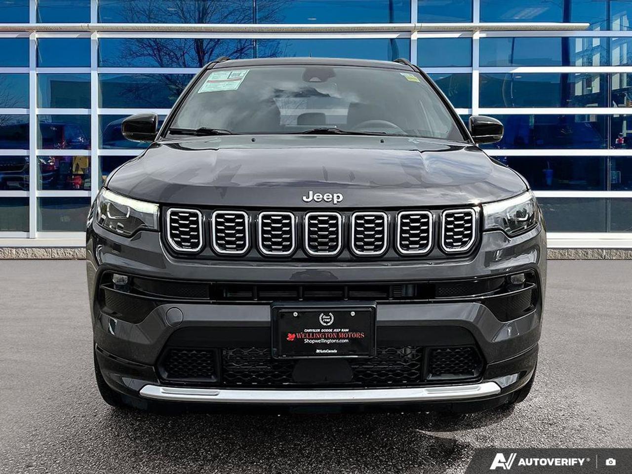 2024 Jeep Compass Limited | Leather | Sunroof | Navigation | Memory Seat | Ventilated Seats | Power Lift Gate | Photo
