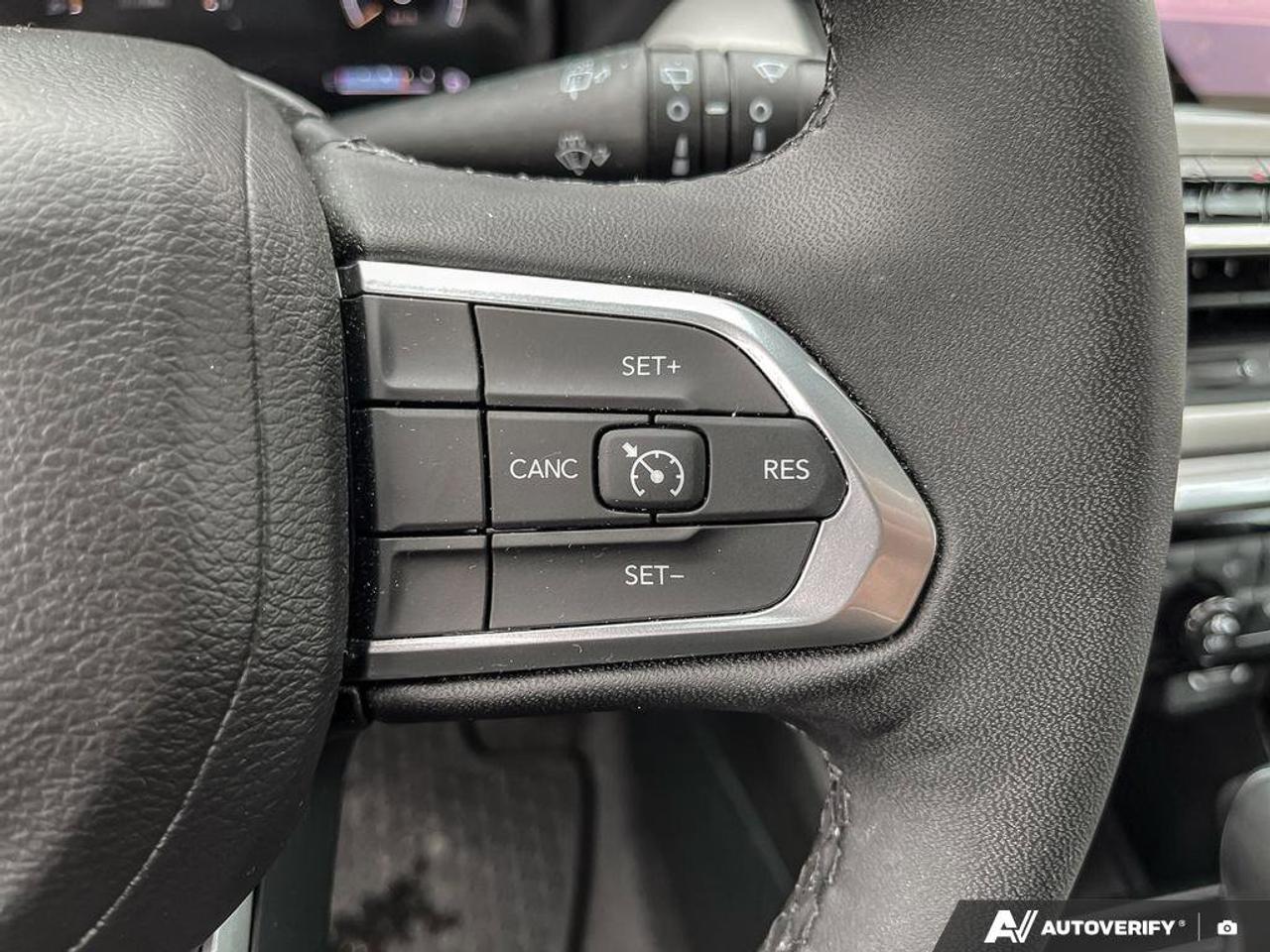 2024 Jeep Compass Limited | Leather | Sunroof | Navigation | Memory Seat | Ventilated Seats | Power Lift Gate | Photo