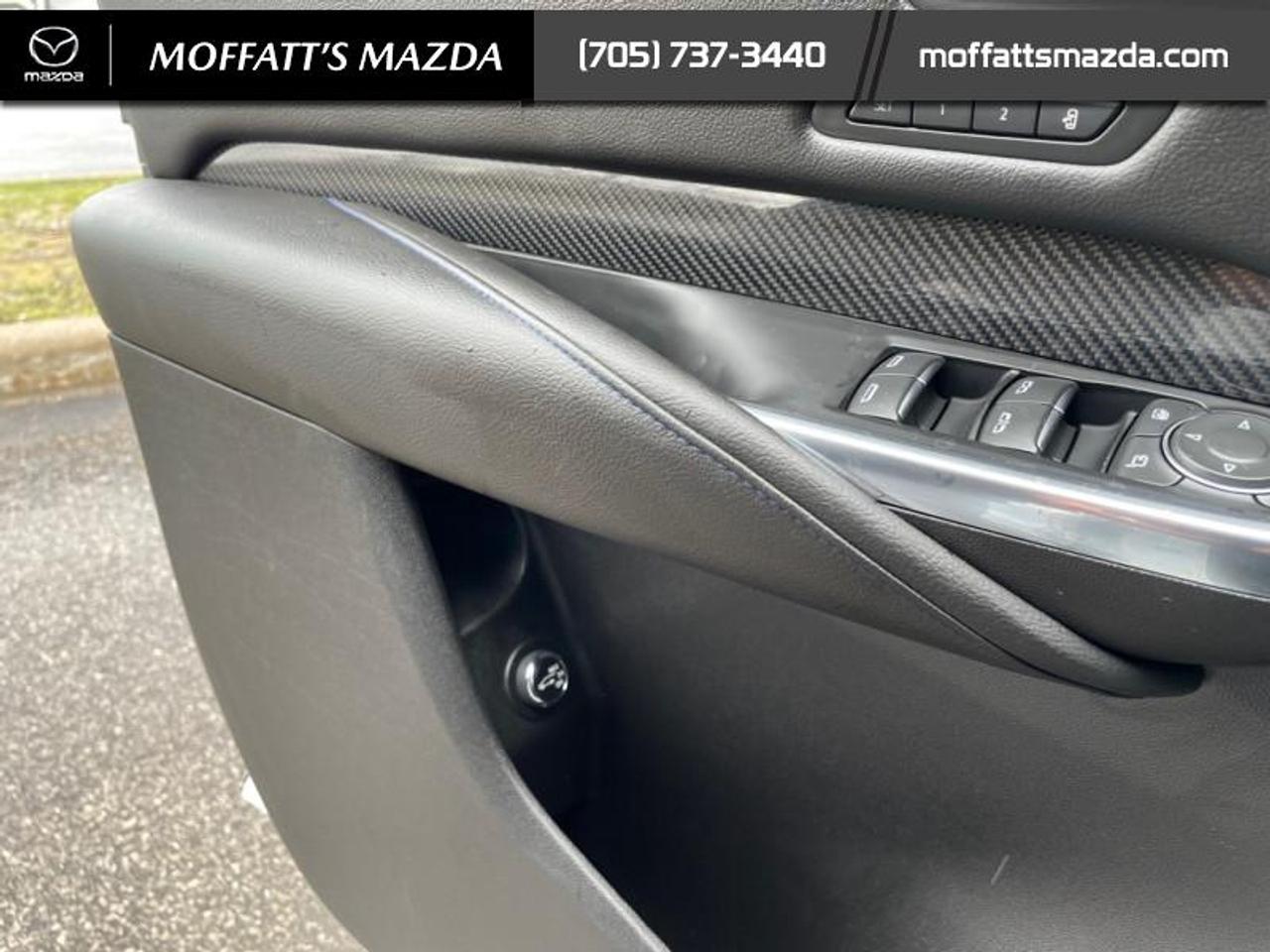 2024 Cadillac XT4 Sport Photo