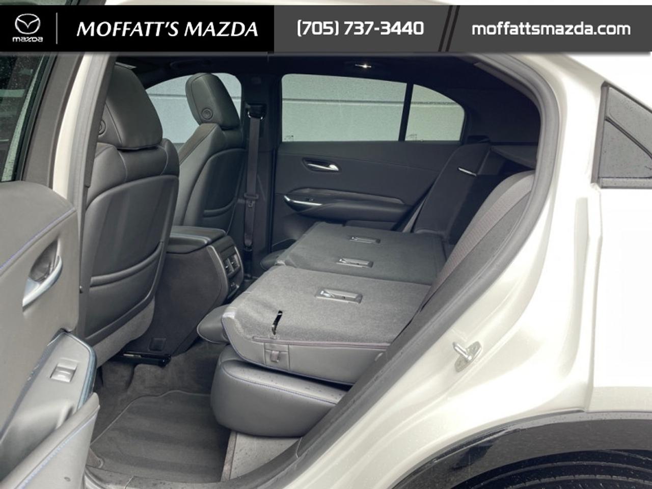 2024 Cadillac XT4 Sport Photo