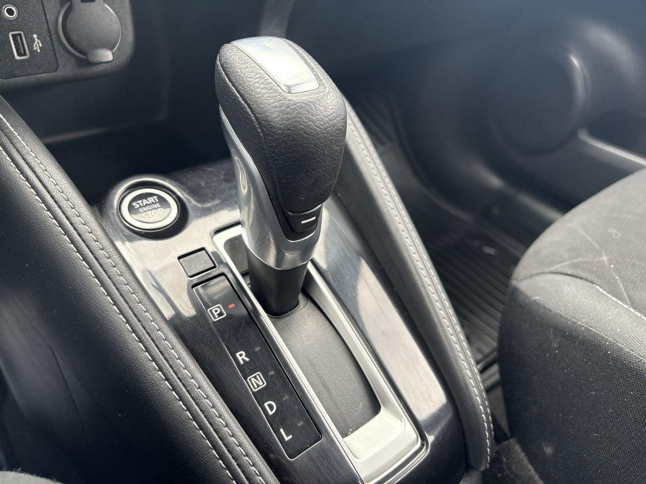 2020 Nissan Kicks SV Photo