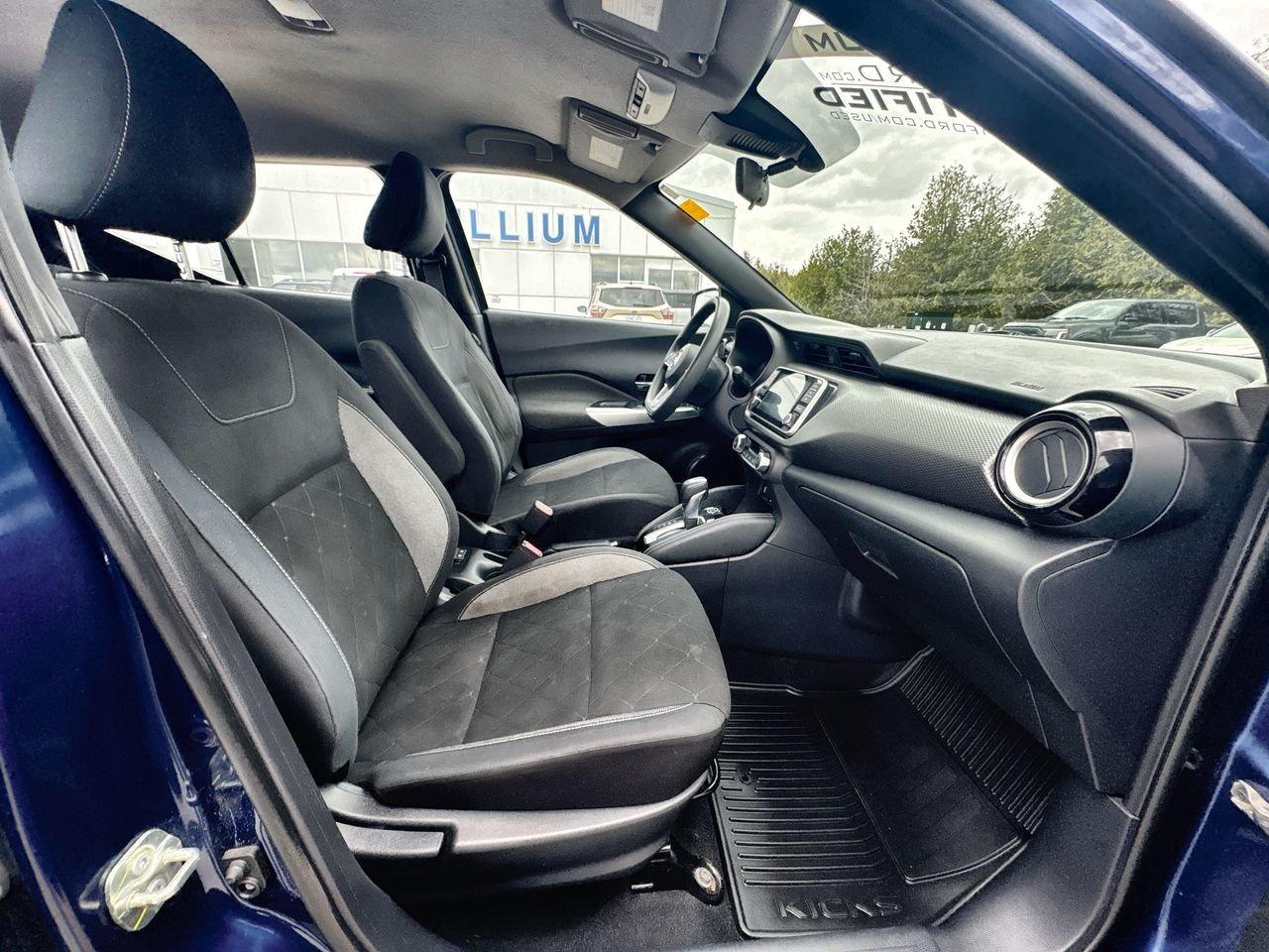 2020 Nissan Kicks SV Photo