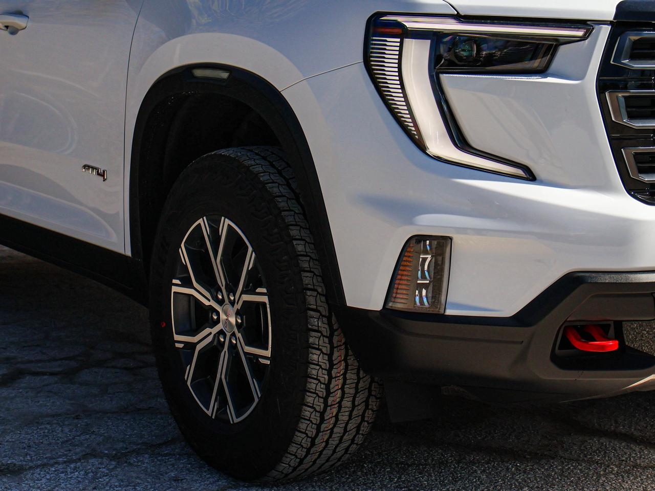 2026 GMC Acadia AT4 Photo