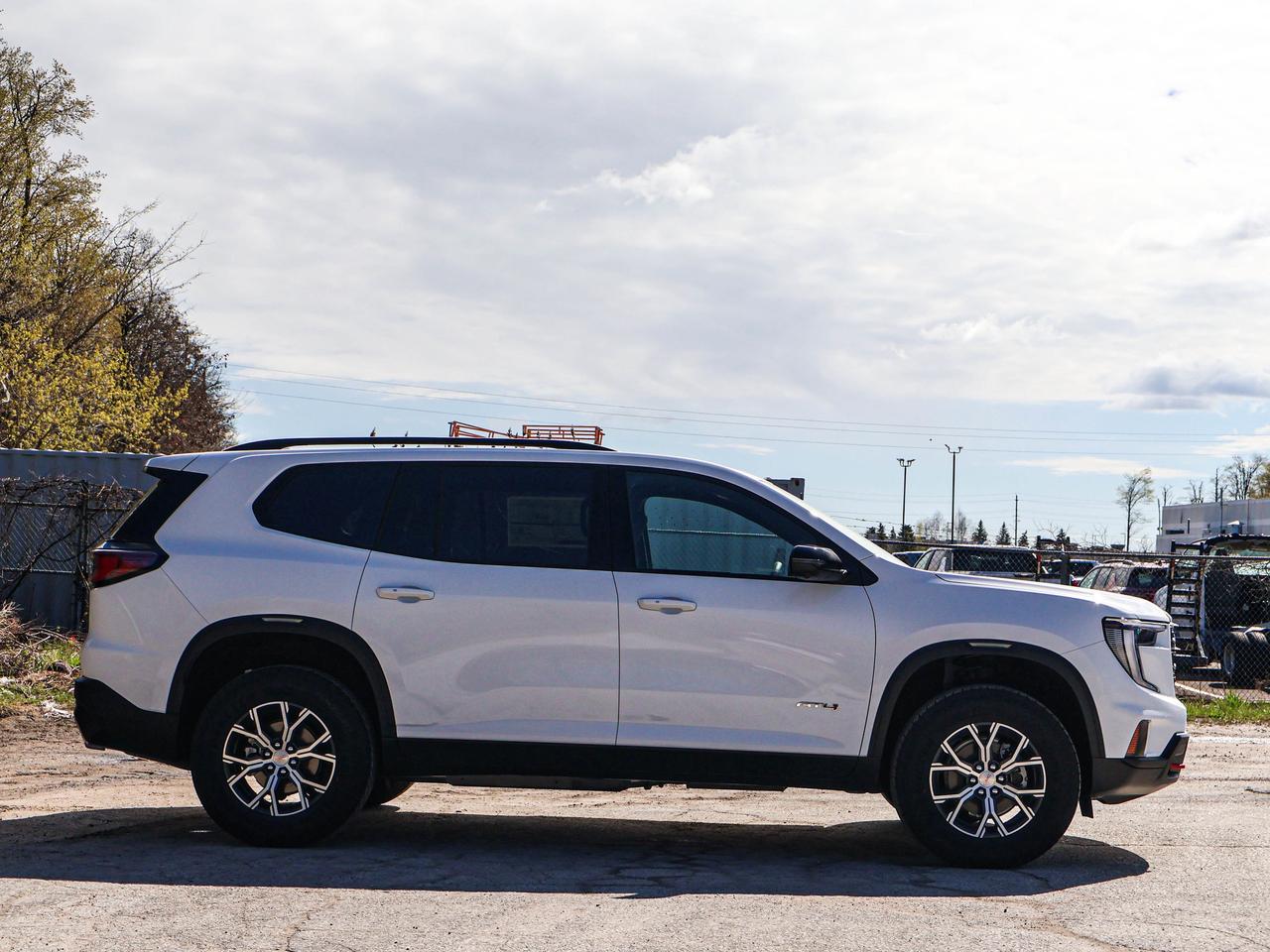 2026 GMC Acadia AT4 Photo