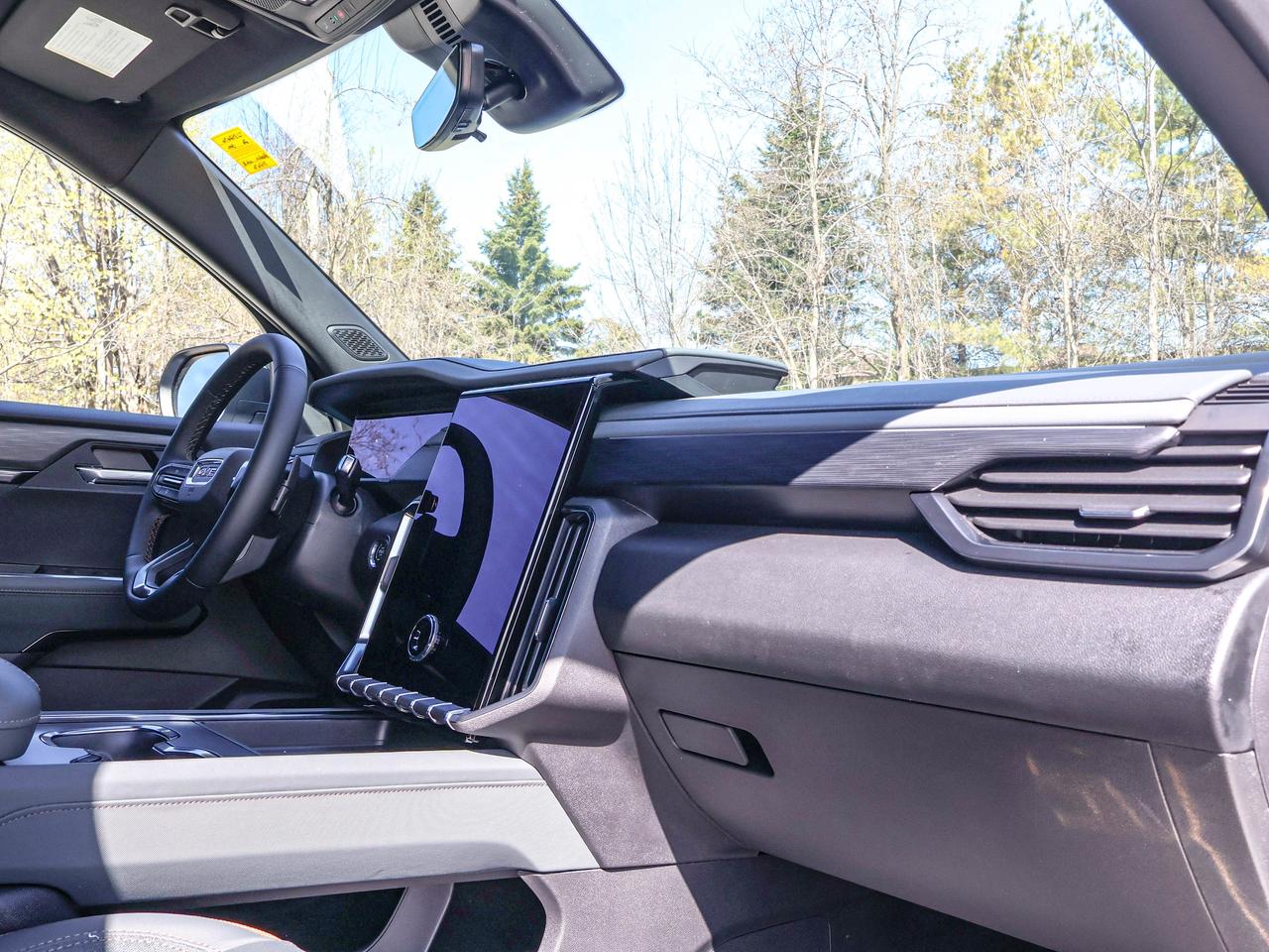 2026 GMC Acadia AT4 Photo