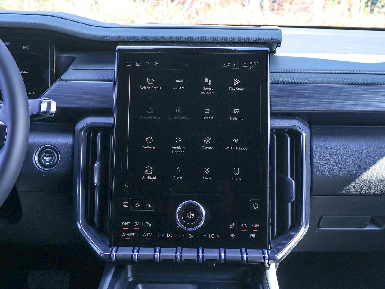 2026 GMC Acadia AT4 Photo