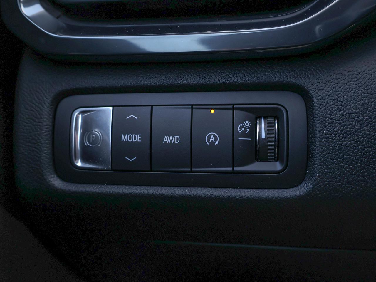 2026 GMC Acadia AT4 Photo