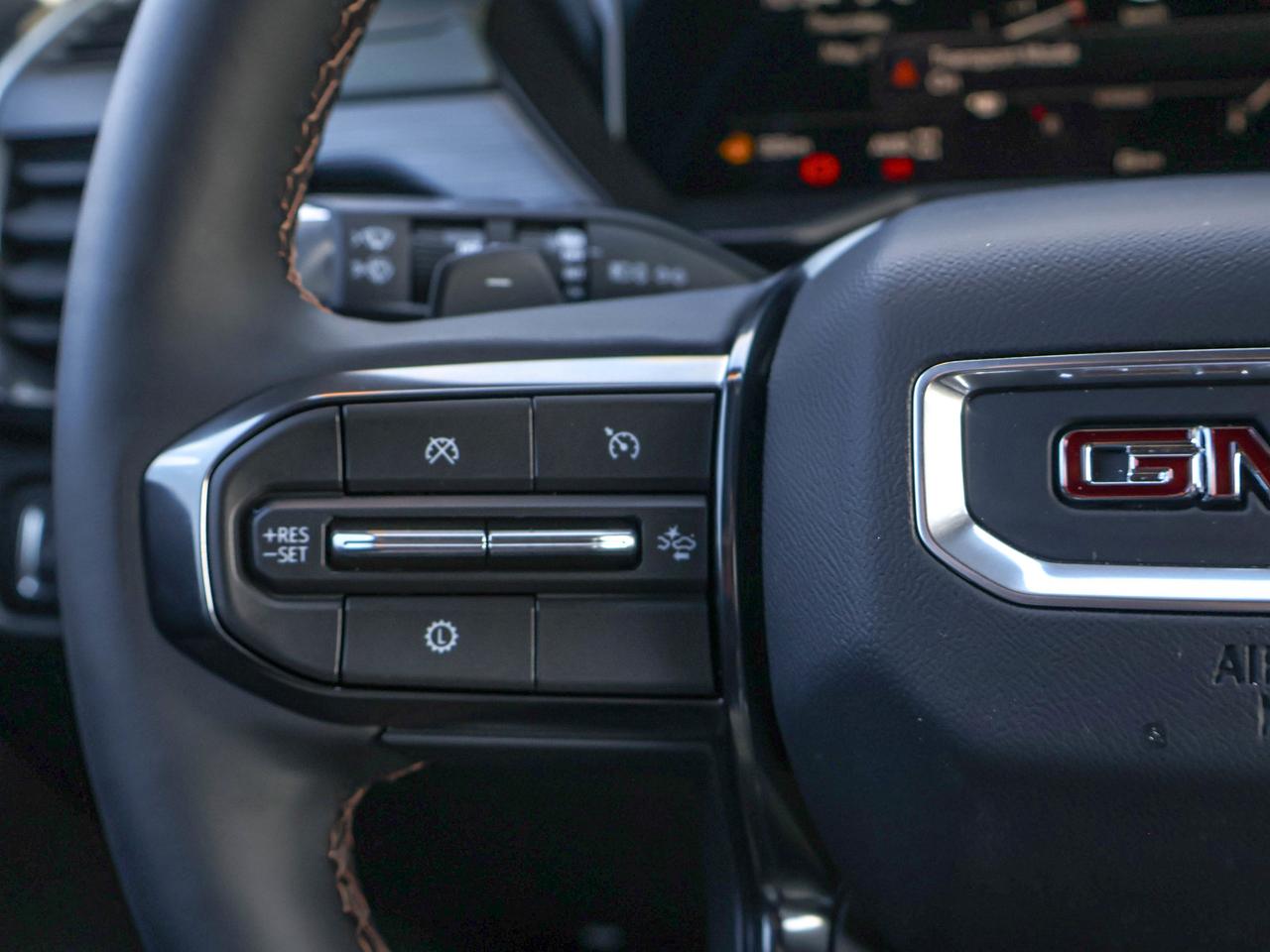 2026 GMC Acadia AT4 Photo
