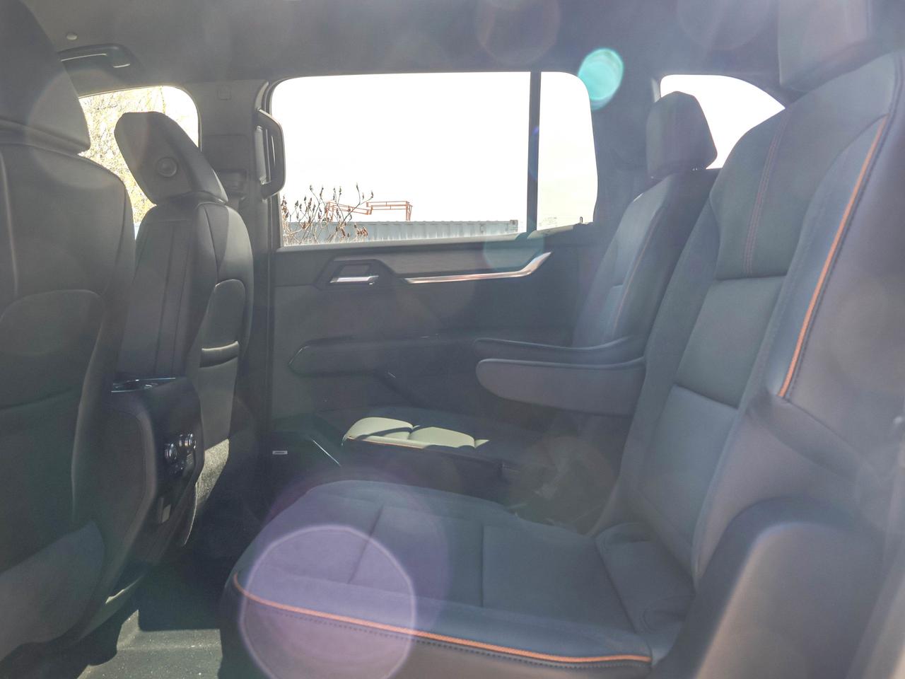 2026 GMC Acadia AT4 Photo