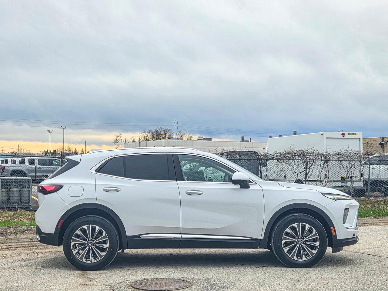 2026 Buick Envision Preferred Photo2