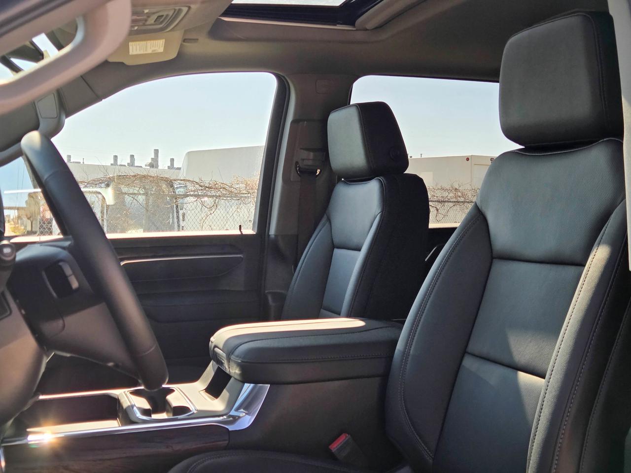 2026 GMC SIERRA 2500HD SLT Photo