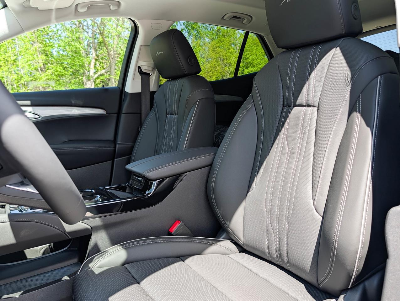 2026 Buick Envision Avenir Photo