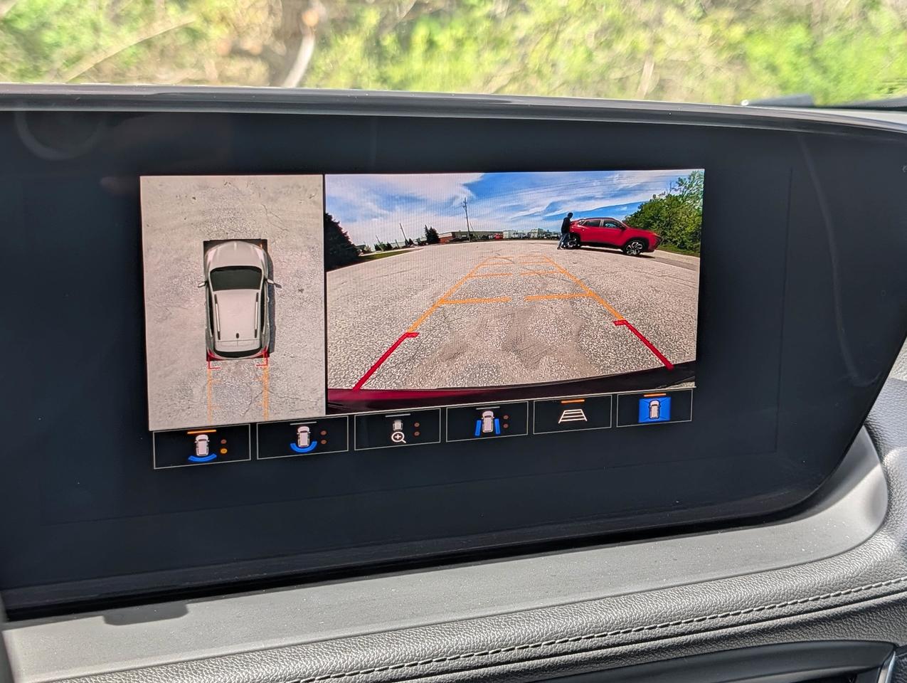 2024 Buick Encore GX Avenir Photo