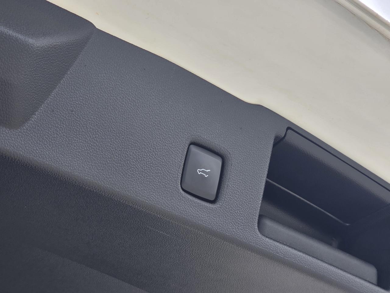 2024 Ford Escape Platinum Photo