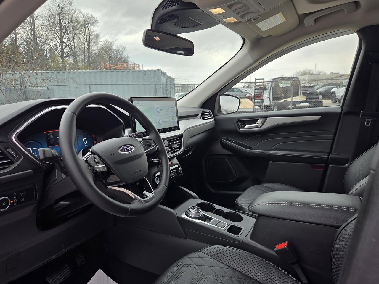 2024 Ford Escape Platinum Photo