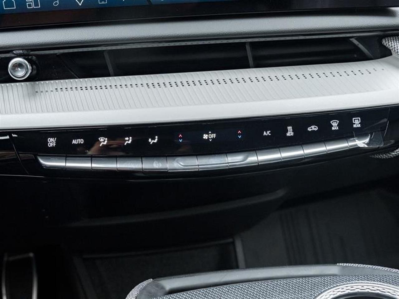 2026 Cadillac OPTIQ Sport Photo