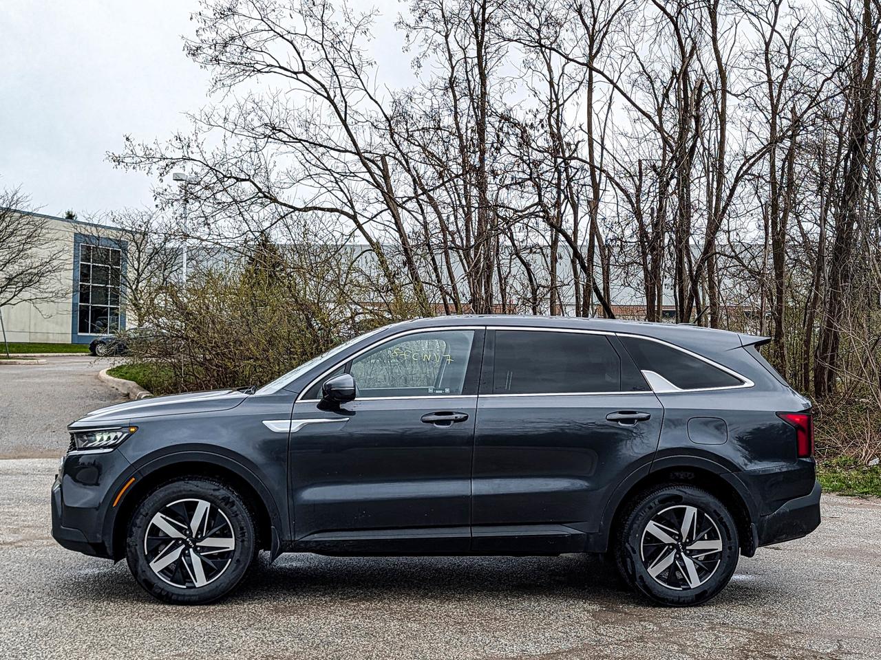 2023 Kia Sorento LX Premium Photo