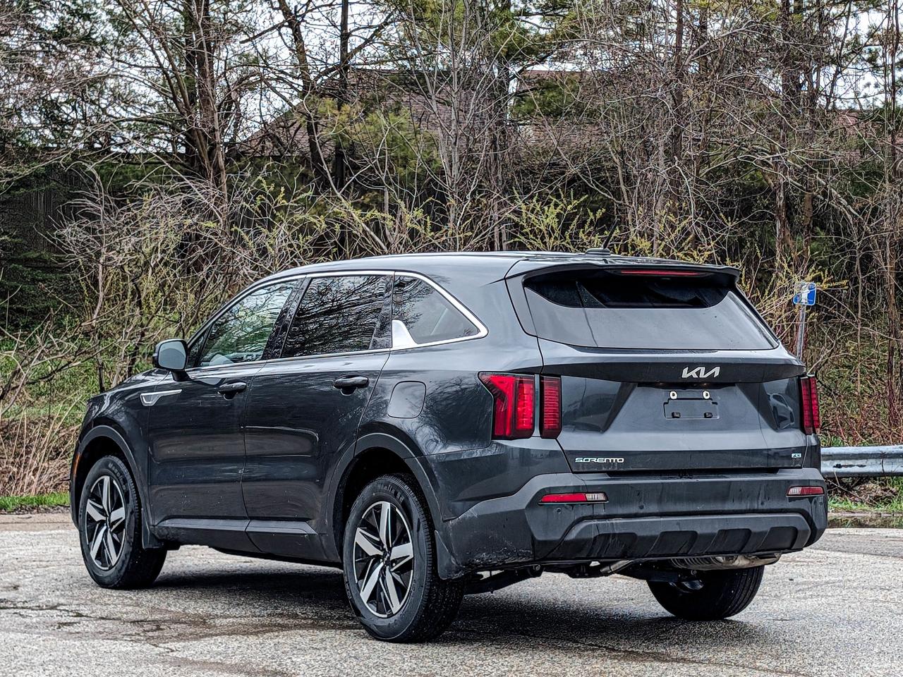 2023 Kia Sorento LX Premium Photo