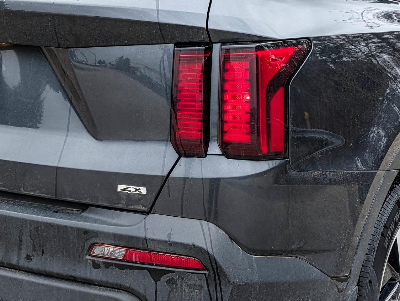 2023 Kia Sorento LX Premium Photo