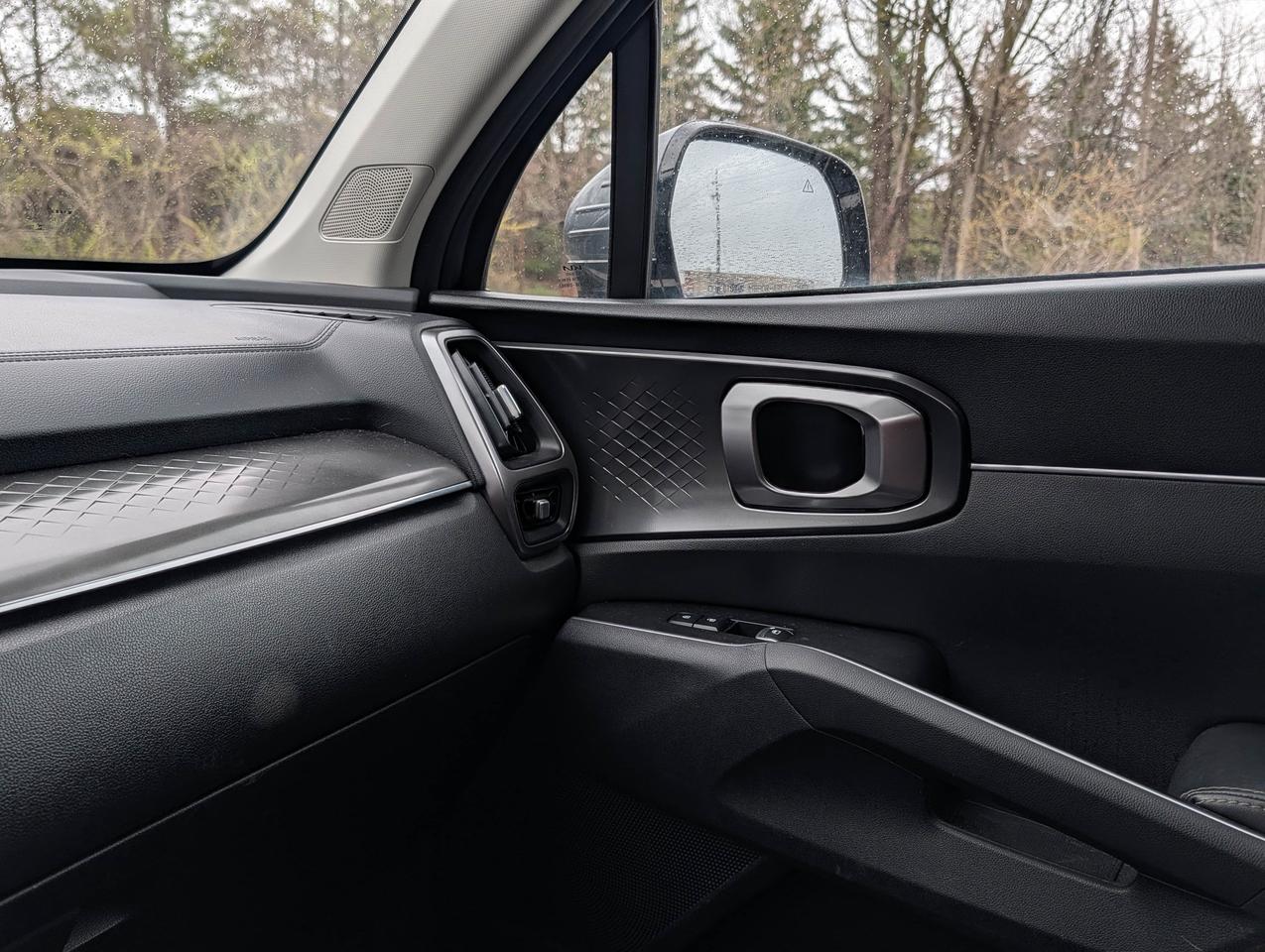 2023 Kia Sorento LX Premium Photo