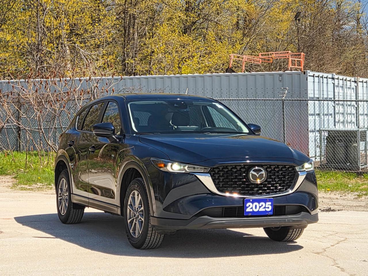 2025 Mazda CX-5 GS Photo3