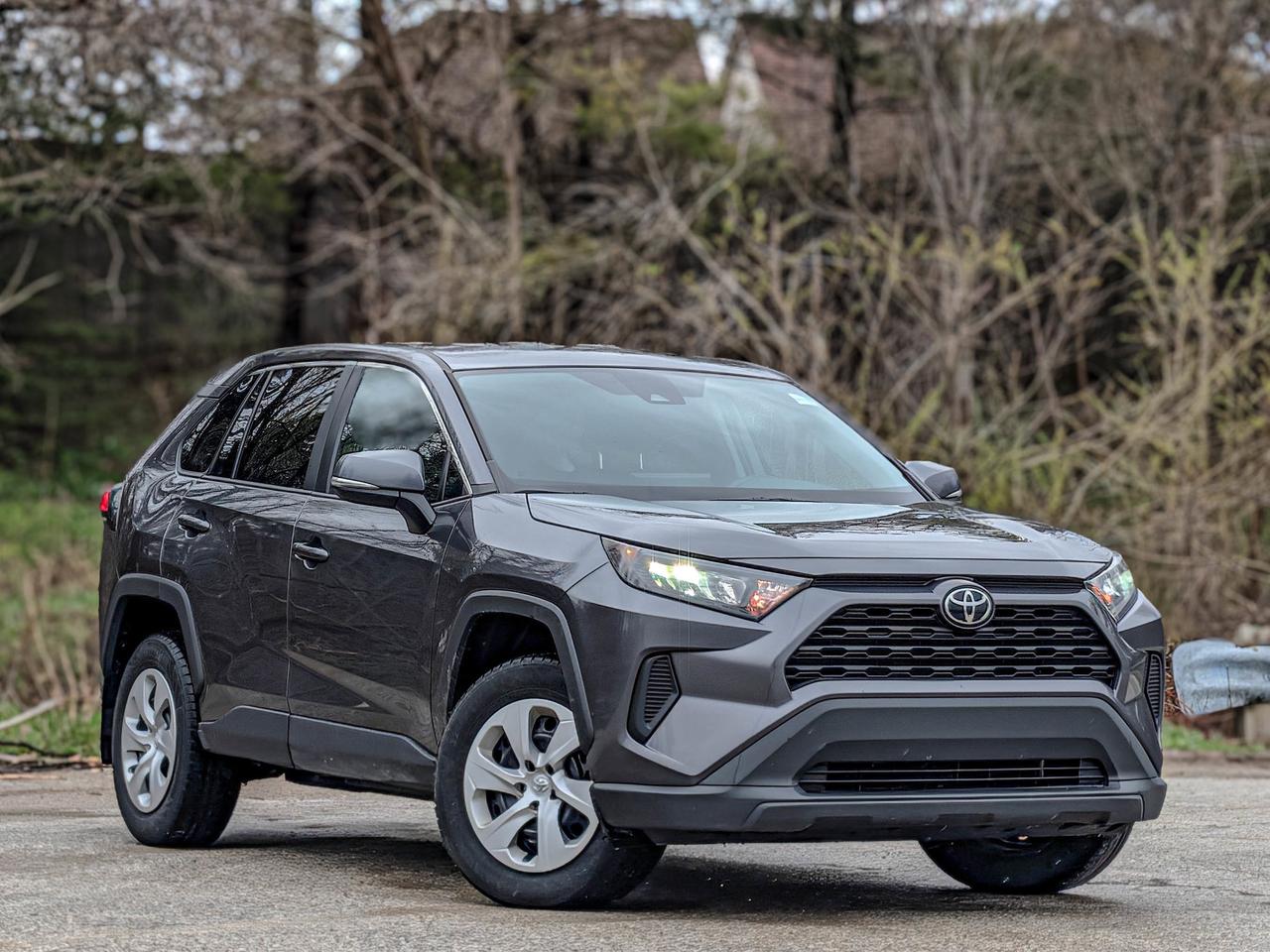 2024 Toyota RAV4 LE Photo