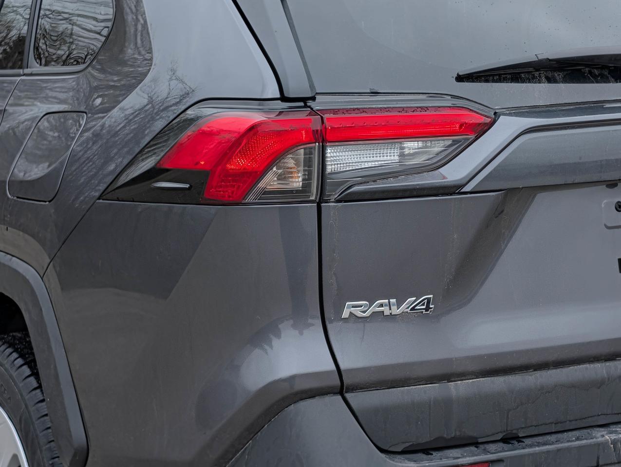 2024 Toyota RAV4 LE Photo