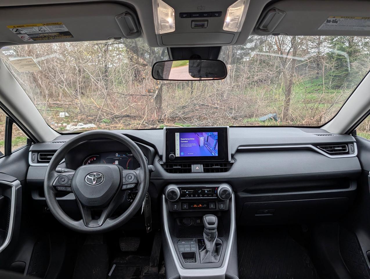 2024 Toyota RAV4 LE Photo