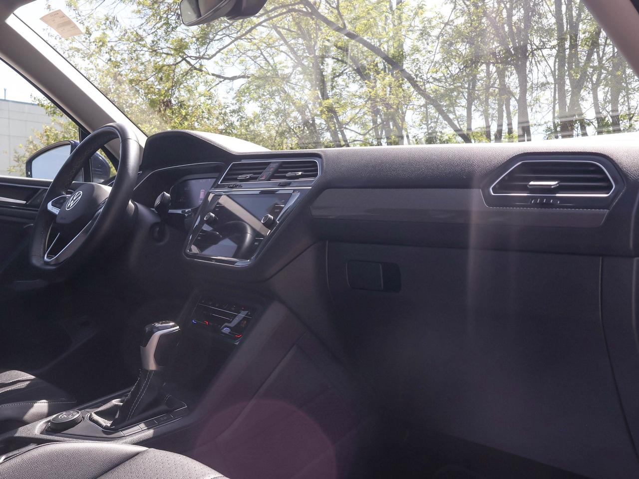 2024 Volkswagen Tiguan COMFORTLINE Photo