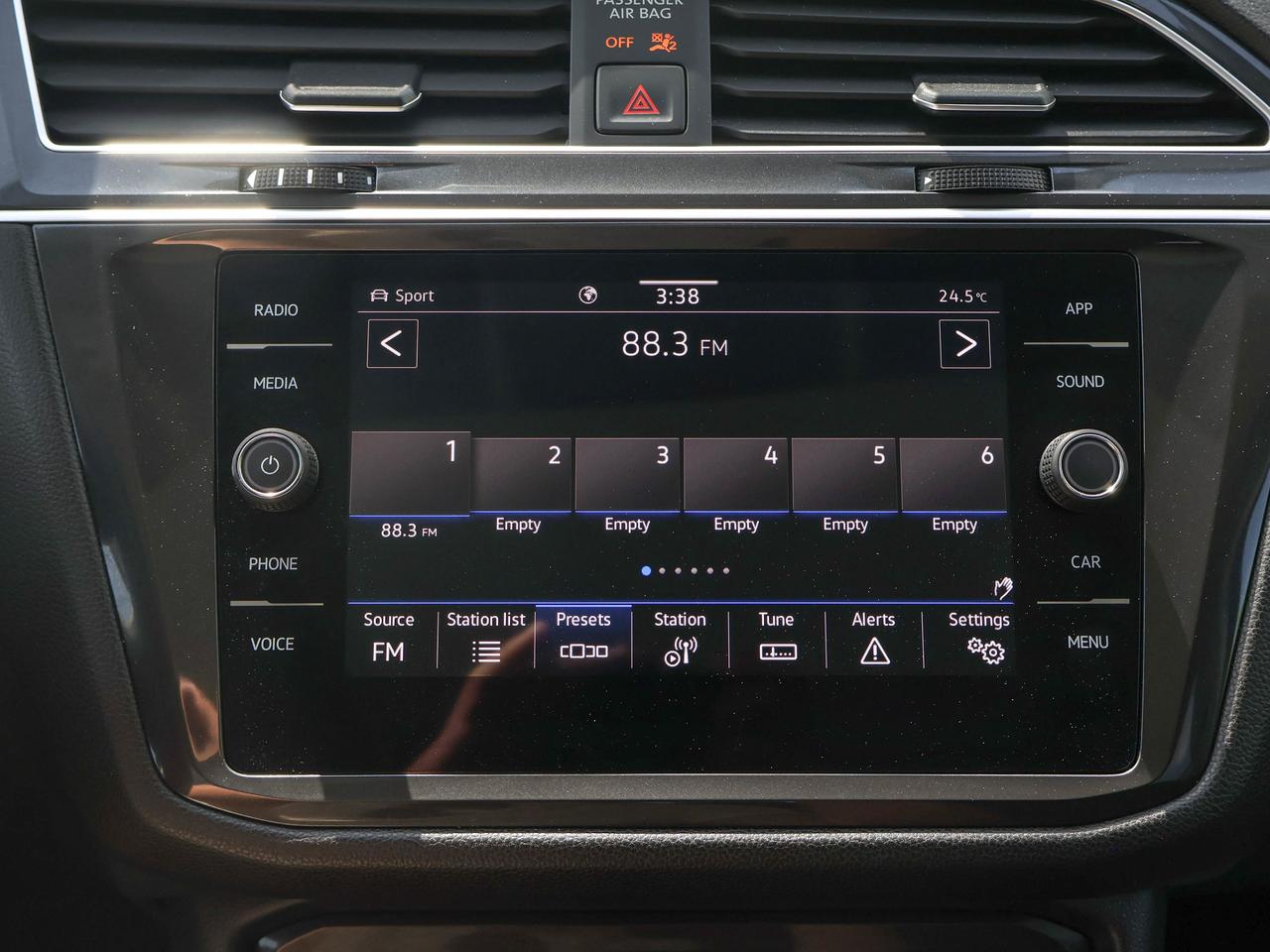 2024 Volkswagen Tiguan COMFORTLINE Photo