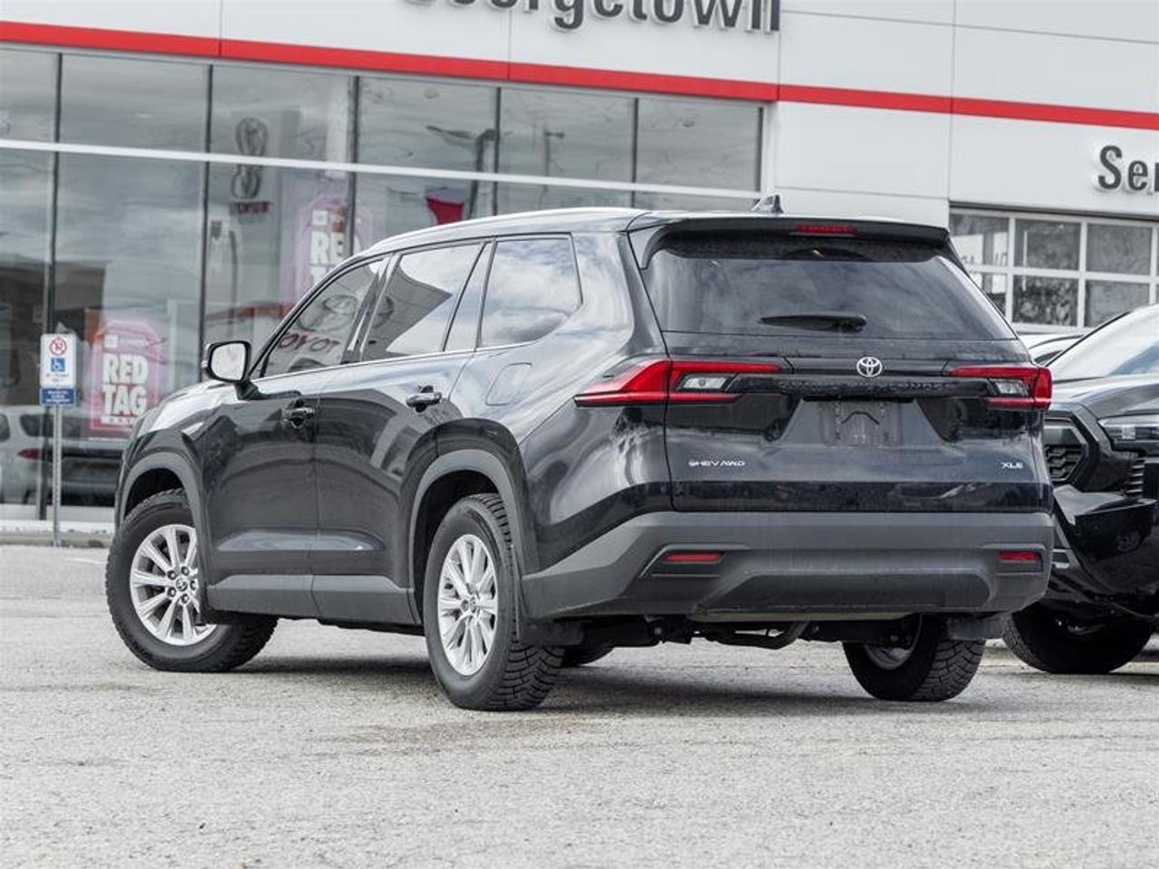 2025 Toyota Grand Highlander Hyb rid XLE AW Heated Seats| Tri-zone Climate| Backup Camera| Wireless Charging| XLE| AWD Photo