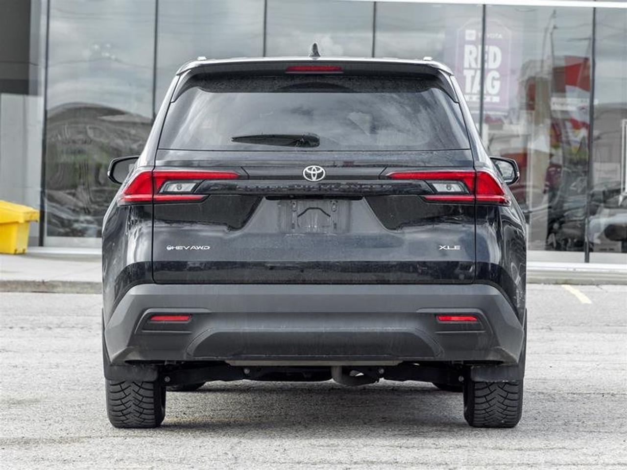 2025 Toyota Grand Highlander Hyb rid XLE AW Heated Seats| Tri-zone Climate| Backup Camera| Wireless Charging| XLE| AWD Photo
