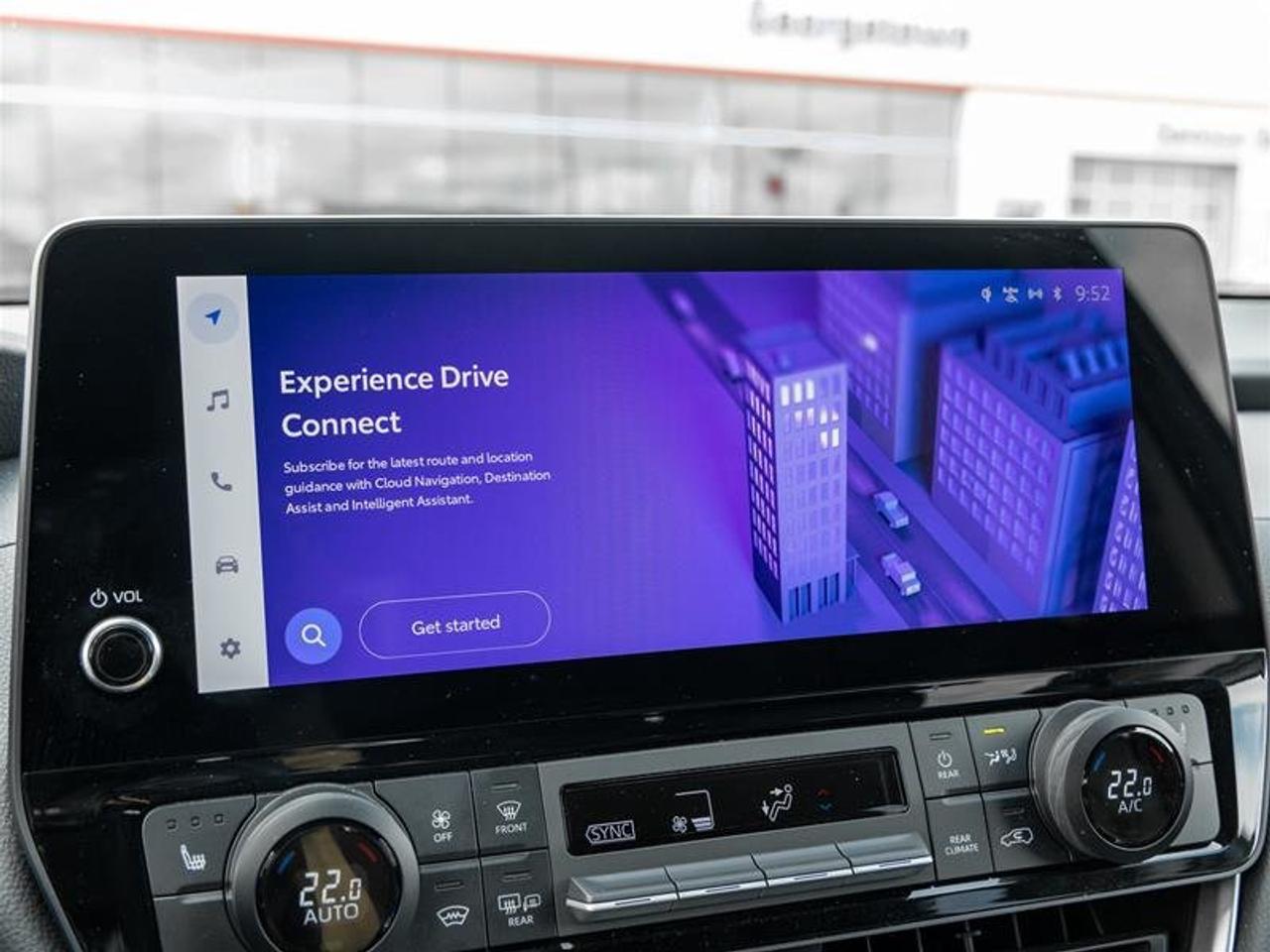 2025 Toyota Grand Highlander Hyb rid XLE AW Heated Seats| Tri-zone Climate| Backup Camera| Wireless Charging| XLE| AWD Photo