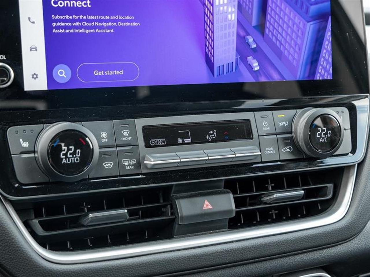 2025 Toyota Grand Highlander Hyb rid XLE AW Heated Seats| Tri-zone Climate| Backup Camera| Wireless Charging| XLE| AWD Photo