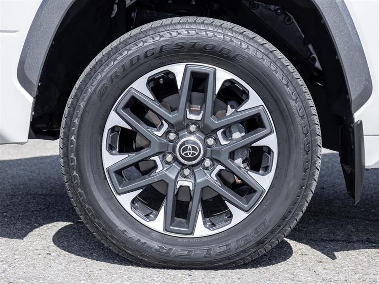 2023 Toyota Tundra 4X4 CrewMax Limited L Heated and Vented Seats| Pano Sunroof| Backup Camera| Memory Seat| Limited Photo