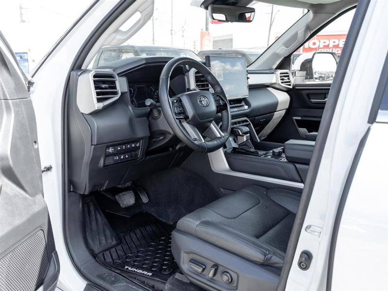 2023 Toyota Tundra 4X4 CrewMax Limited L Heated and Vented Seats| Pano Sunroof| Backup Camera| Memory Seat| Limited Photo