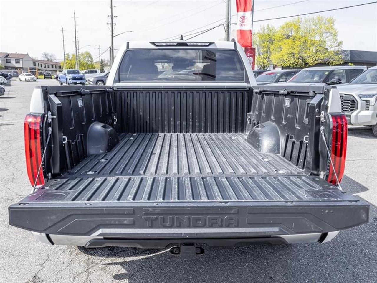 2023 Toyota Tundra 4X4 CrewMax Limited L Heated and Vented Seats| Pano Sunroof| Backup Camera| Memory Seat| Limited Photo